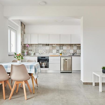 Apartmani Ivana Умаг Екстериор снимка