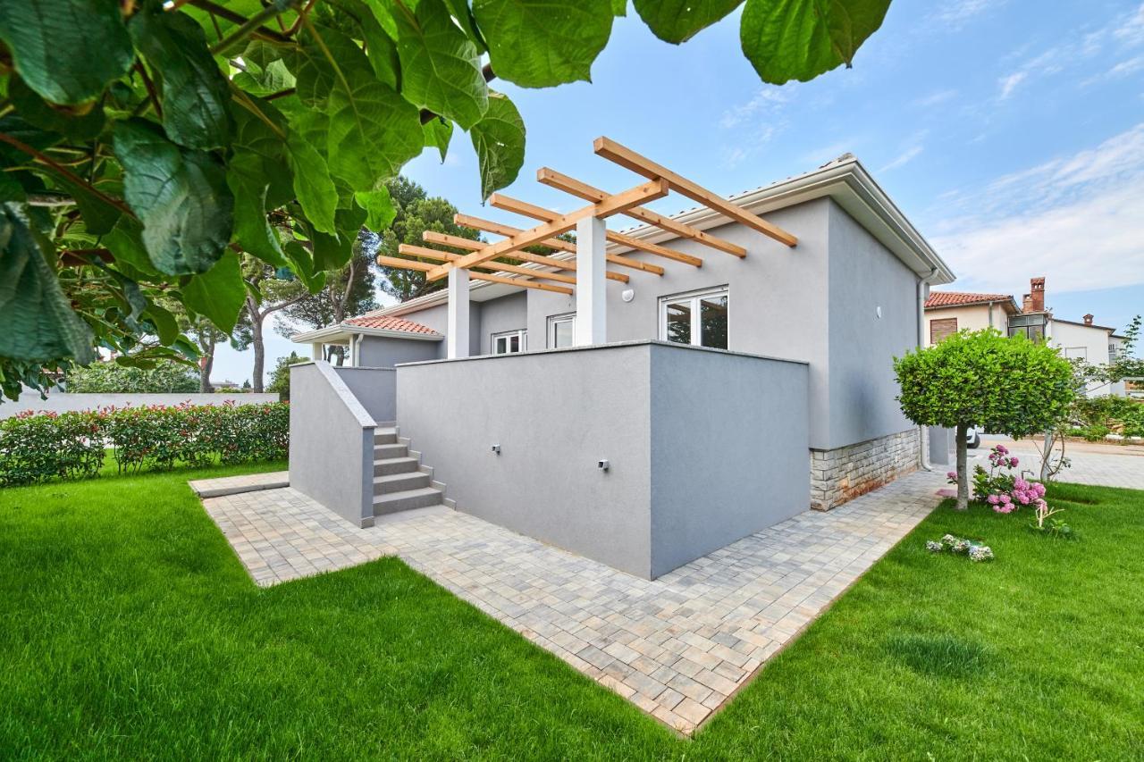 Apartmani Ivana Умаг Екстериор снимка